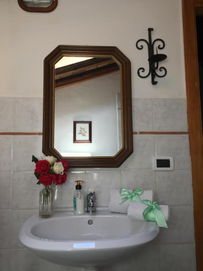Casina Della Burraia Villa Subbiano Luaran gambar